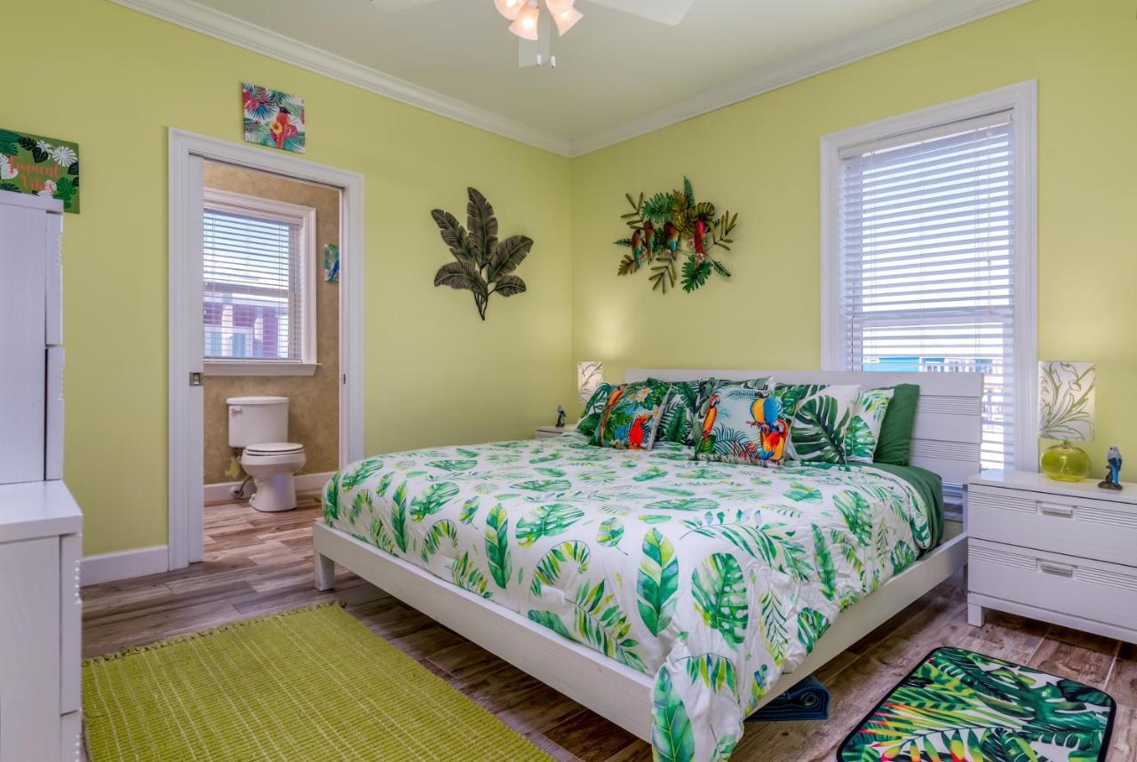 Awake On The Gulf - Gulf Front! Gaze Up At The Stars From Your Large Deck While Listening To The Waves Crash, Home Dauphin Island Exterior foto